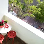 Colorful Downtown 아파트