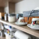 Colorful Downtown 아파트 *