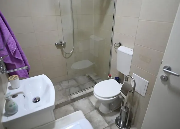 Apartment Colorful Downtown *