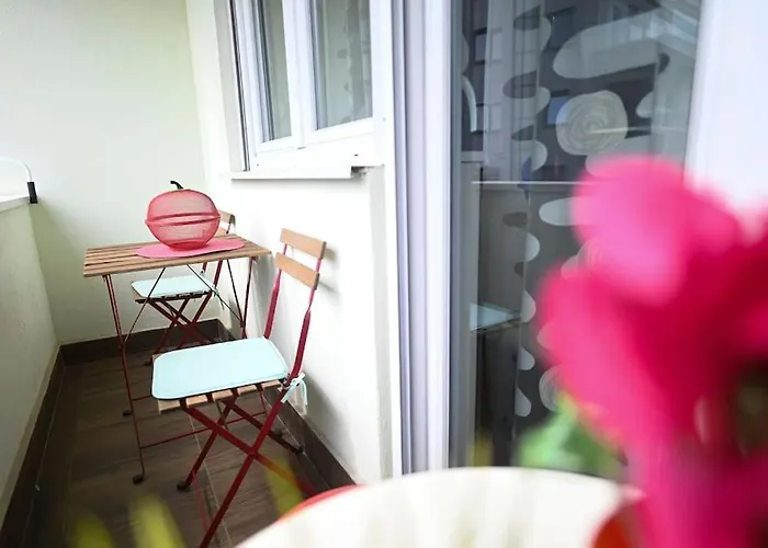 Colorful Downtown Apartment