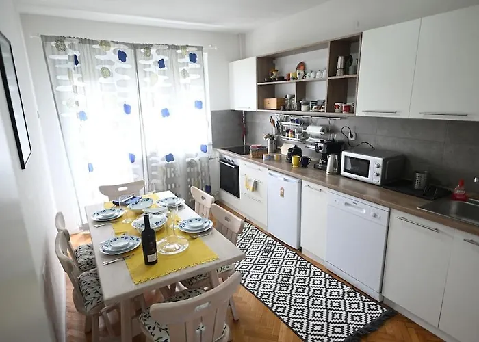 Colorful Downtown Apartment