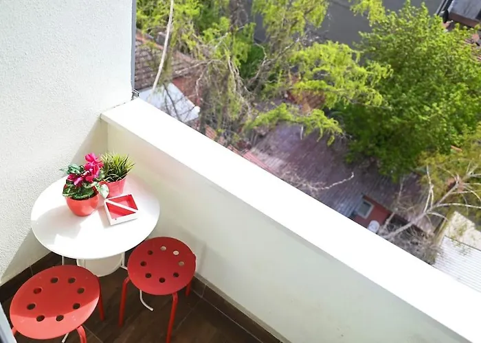 Colorful Downtown Apartment